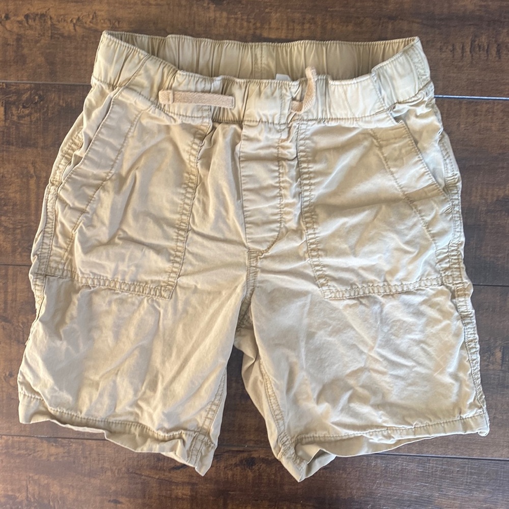 Gap kids light weight pull on kaki shorts